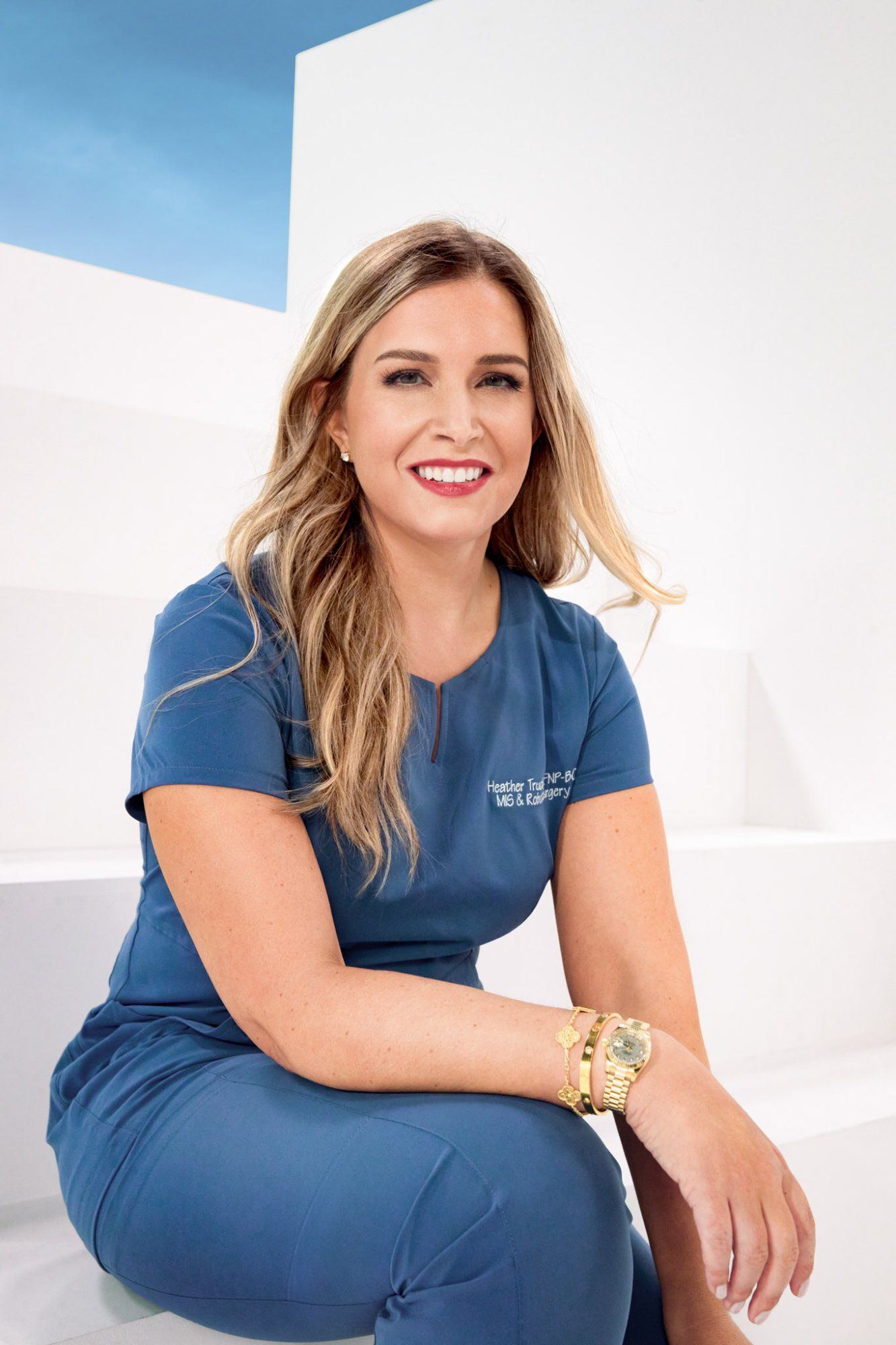 Cinematographer and crew on set